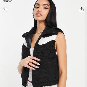 Nike vest black womens small